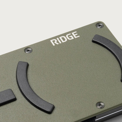 Ridge Wallet For MagSafe - Matte Olive
