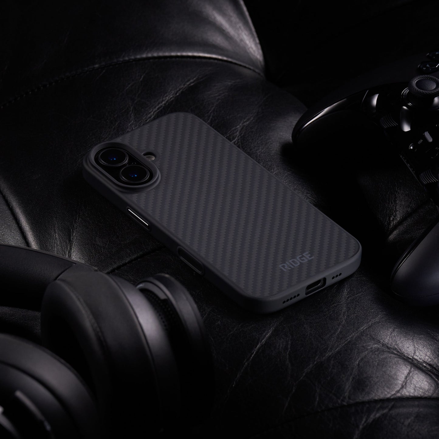 Ridge Phone Case - Carbon - iPhone 17