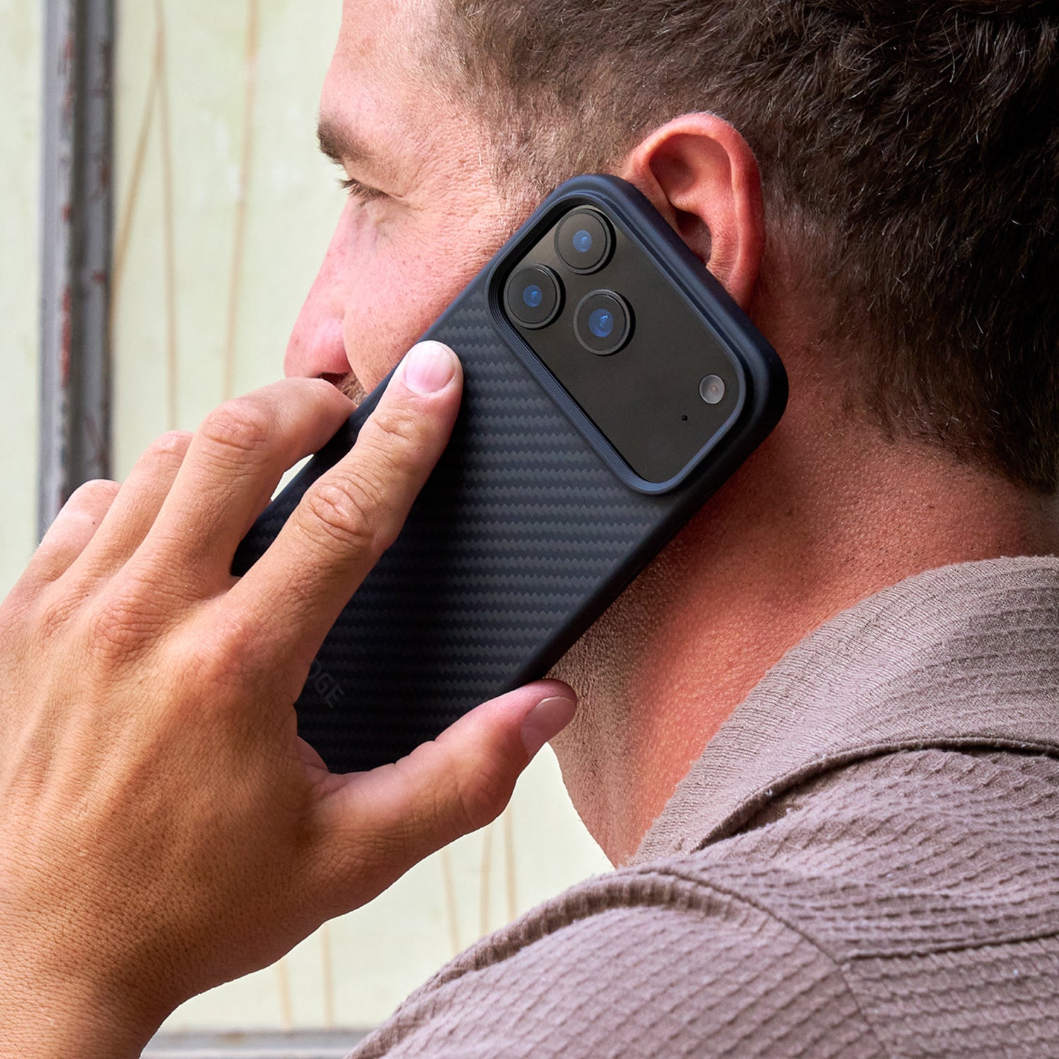 Ridge Phone Case - Carbon - iPhone 17 Pro Max